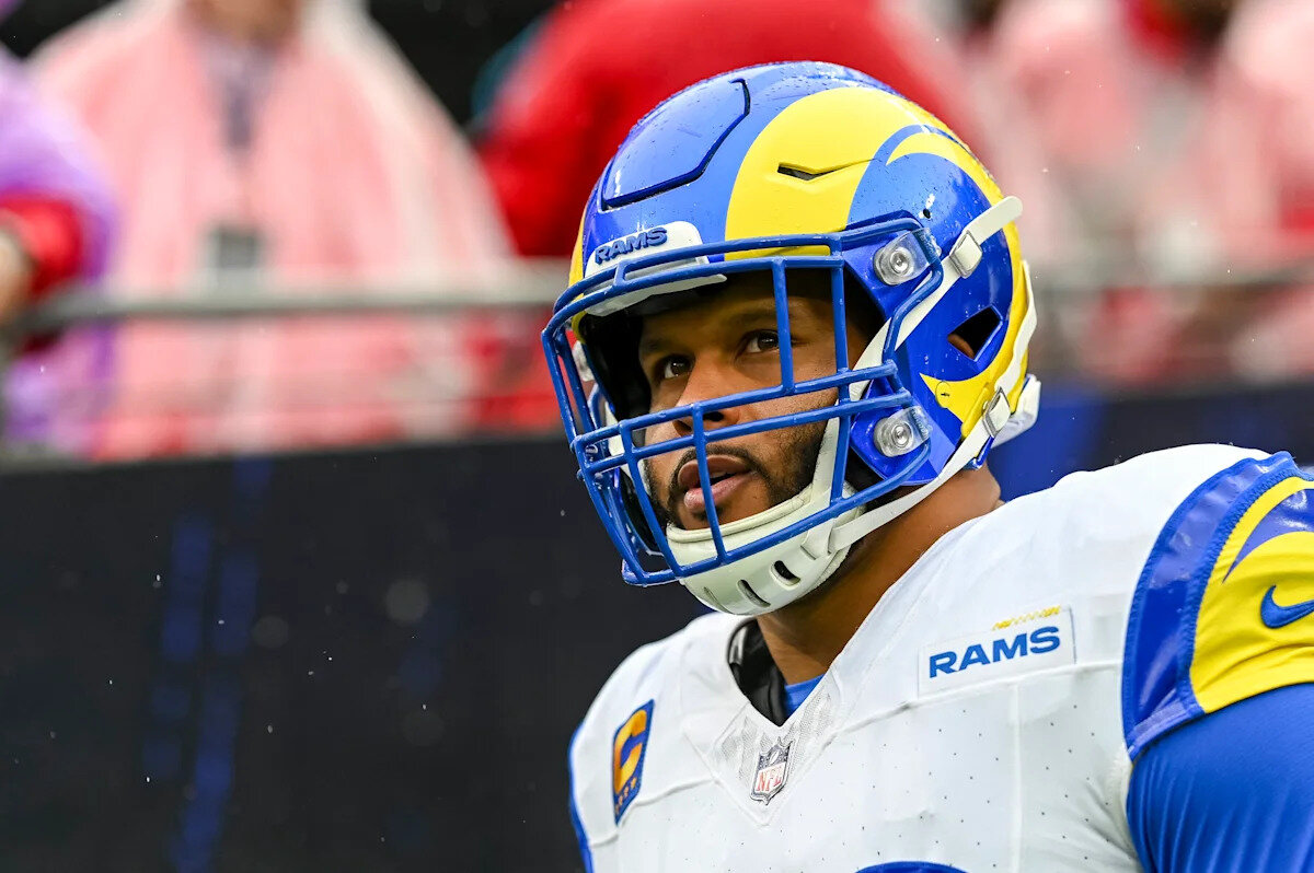 NFL news, live updates: Aaron Donald un-retires and joins Rams, Packers' Josh Jacobs placed on commissioners' exempt list - Yahoo Sports