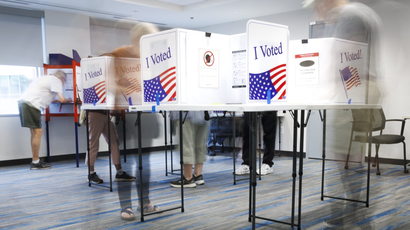 Poll: Most voters agree the 2026 midterms are all about Trump — and they disapprove - NPR