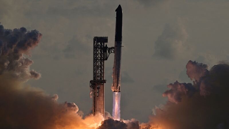 Live updates: SpaceX launches unprecedented test flight of massive Starship, aiming for orbit - CNN