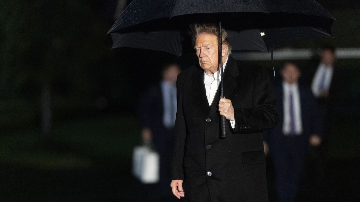 Judge tosses Trump's lawsuit against Des Moines Register - Axios