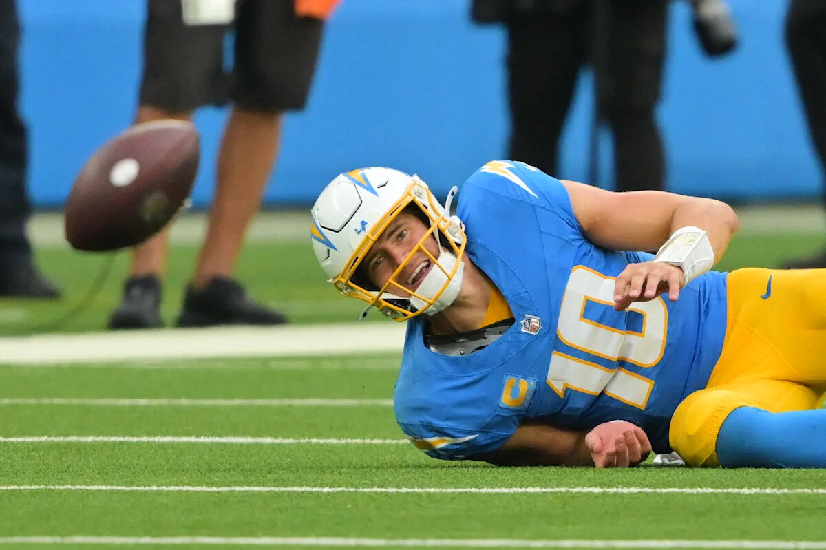 NFL Week 3 betting: 5 biggest storylines, including sliding Chargers and surging Vikings - Yahoo Sports