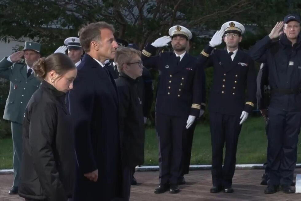Macron and Carney to hold talks on strengthening Canada-France economic and defense ties - AP News