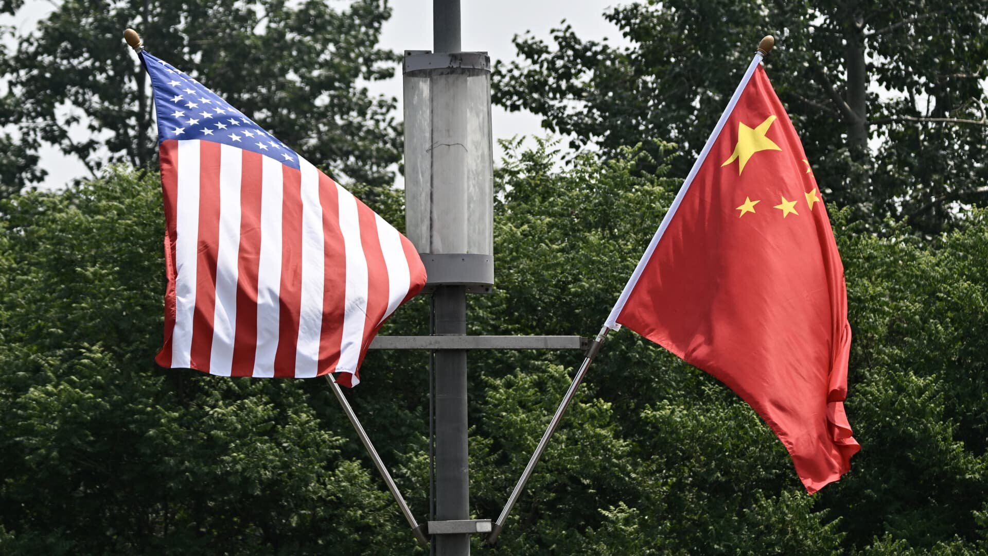 Trump and Xi dined with AI's biggest names. Here's what we know about tech talks so far - CNBC