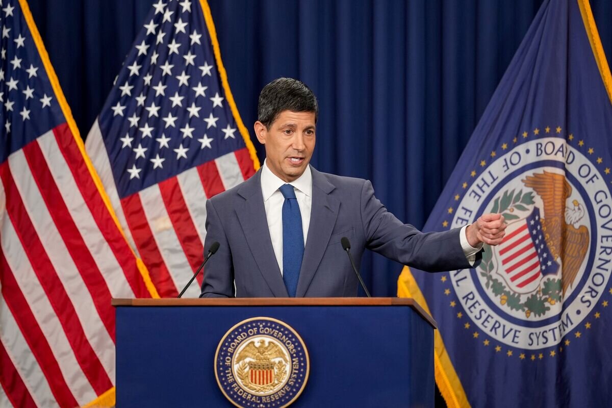 Fed Chairman Warsh Lays Out His Own Data Dashboard for Reading the US Economy - Bloomberg.com