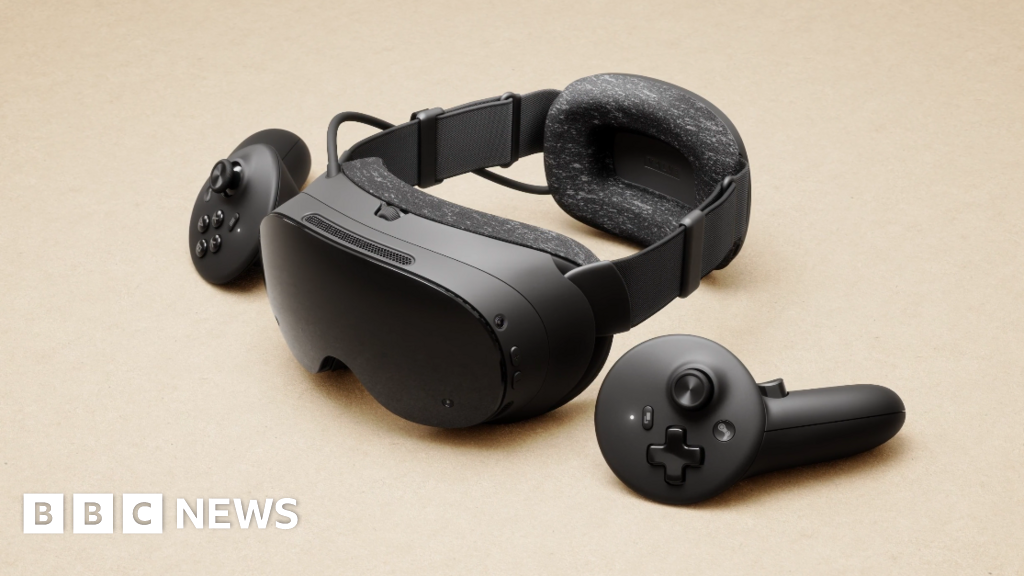 Valve's Steam Frame is excellent - but at over £1,000 is VR still too expensive? - bbc.com