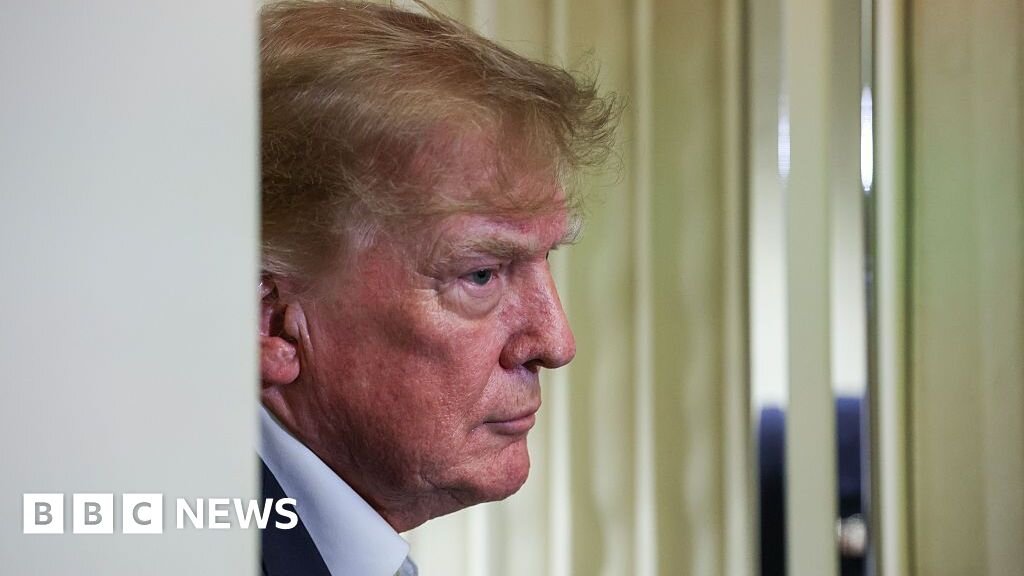 Why Trump is all-in on AI despite the warnings - BBC