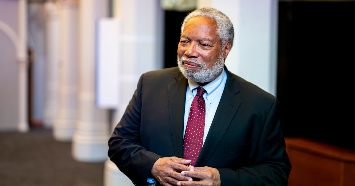 Smithsonian Secretary Lonnie Bunch is leaving amid tensions with Trump - NBC News