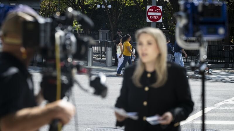 White House strips CNN of TV pool assignment as Trump’s press ban escalates - CNN
