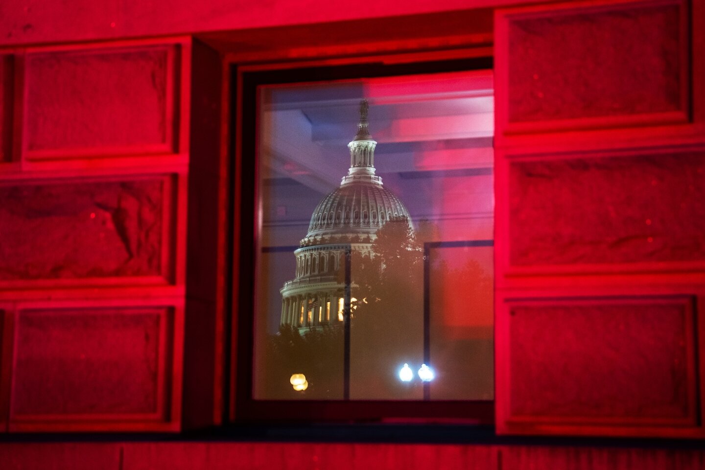 Poll shows nearly 90% of Americans believe government corruption is widespread - The Washington Post