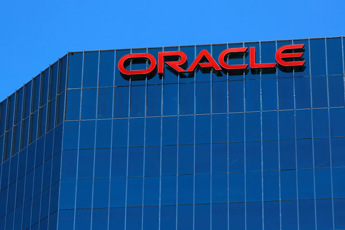 Oracle stock drops as the company moves to shield itself from costs linked to controversial data center - Yahoo Finance