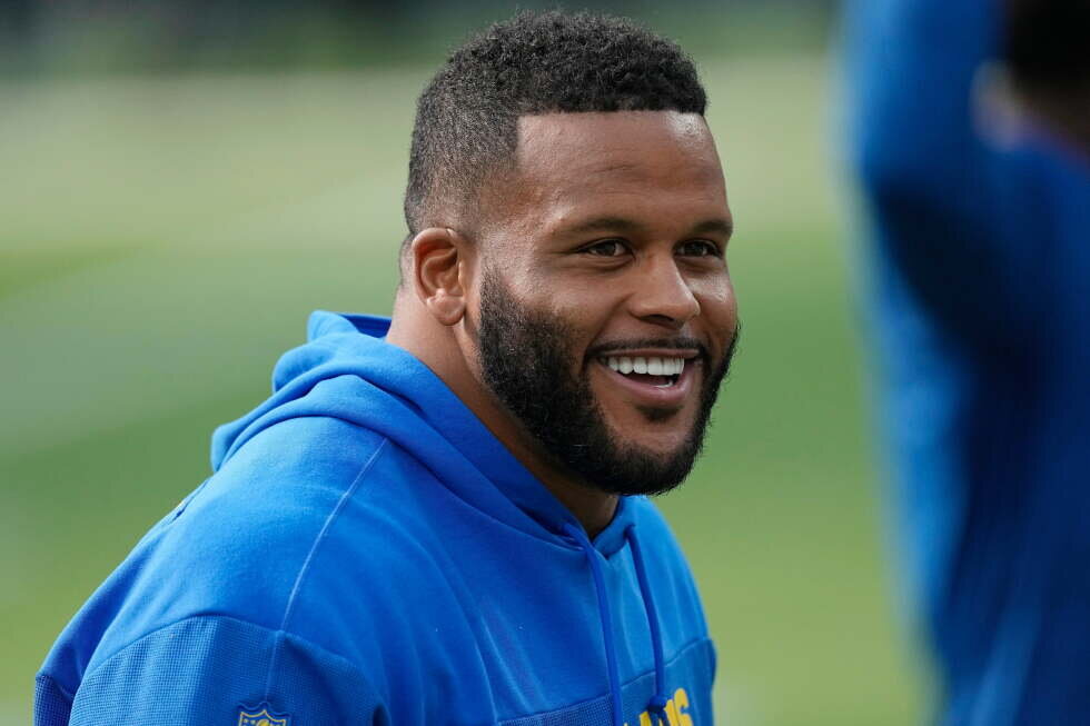 Aaron Donald ends his 2 1/2-year retirement and returns to the Los Angeles Rams - AP News