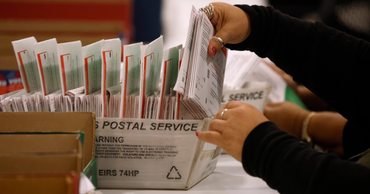 Appeals court rejects Trump request to lift block on Postal Service rule for mail ballots - cbsnews.com