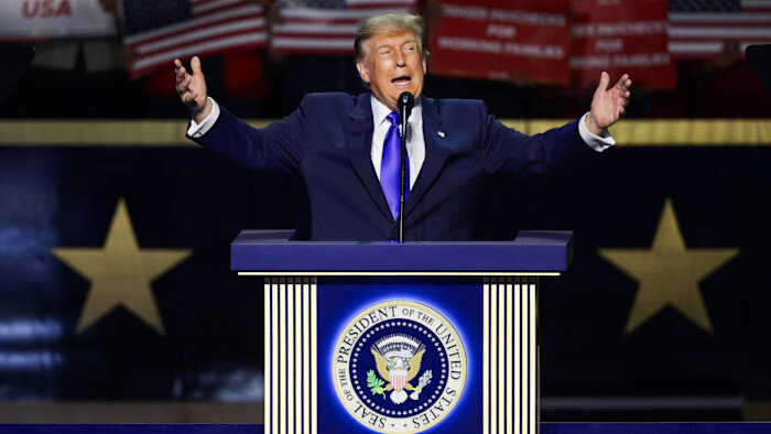 Trump promises $5,000 ‘dividend’ for US voters if Republicans win midterms - Financial Times