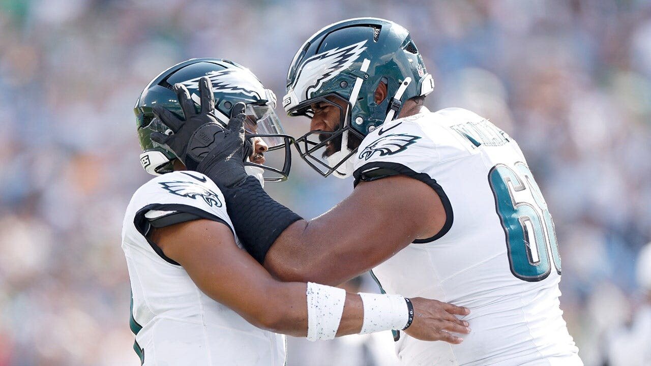Jalen Hurts saves Eagles from ugly upset as Philadelphia escapes Titans to remain unbeaten - Fox News