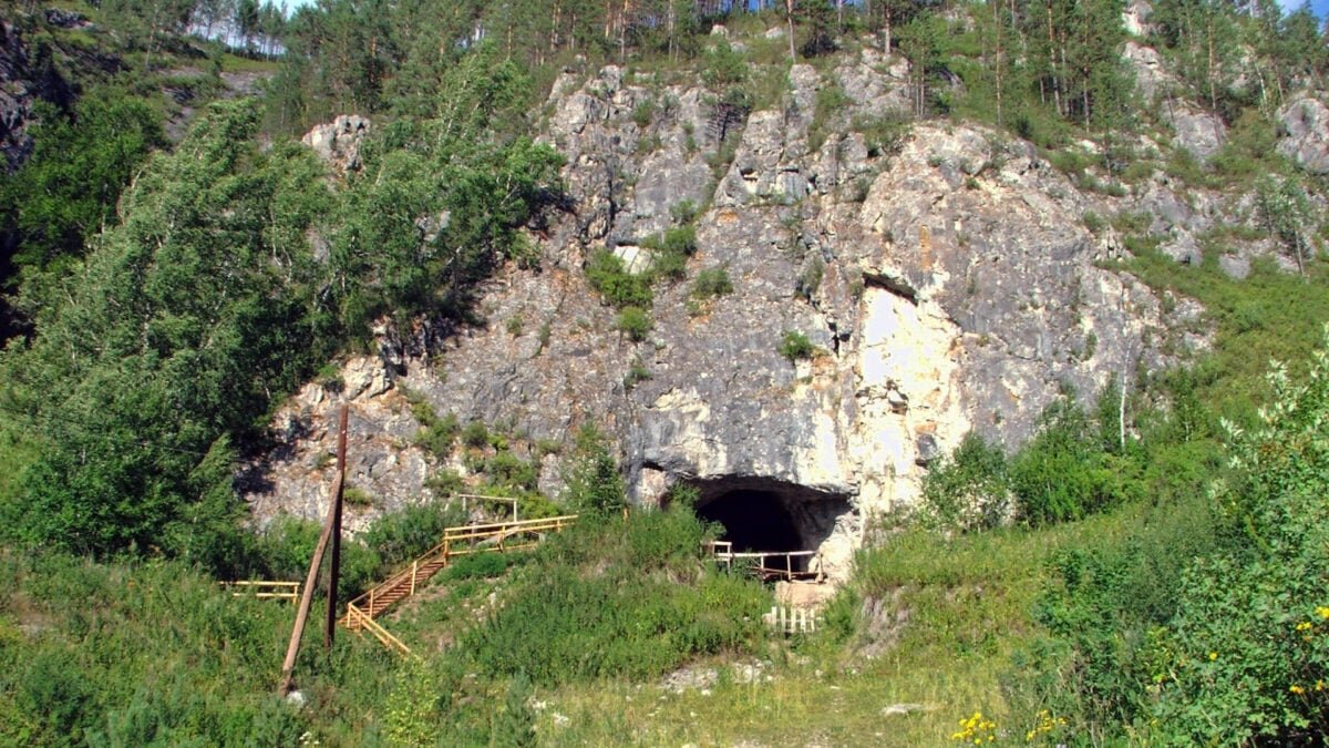 Archaeologists Just Found the Most Complete Denisovan Record Yet—and It Goes Back 190,000 Years - Gizmodo