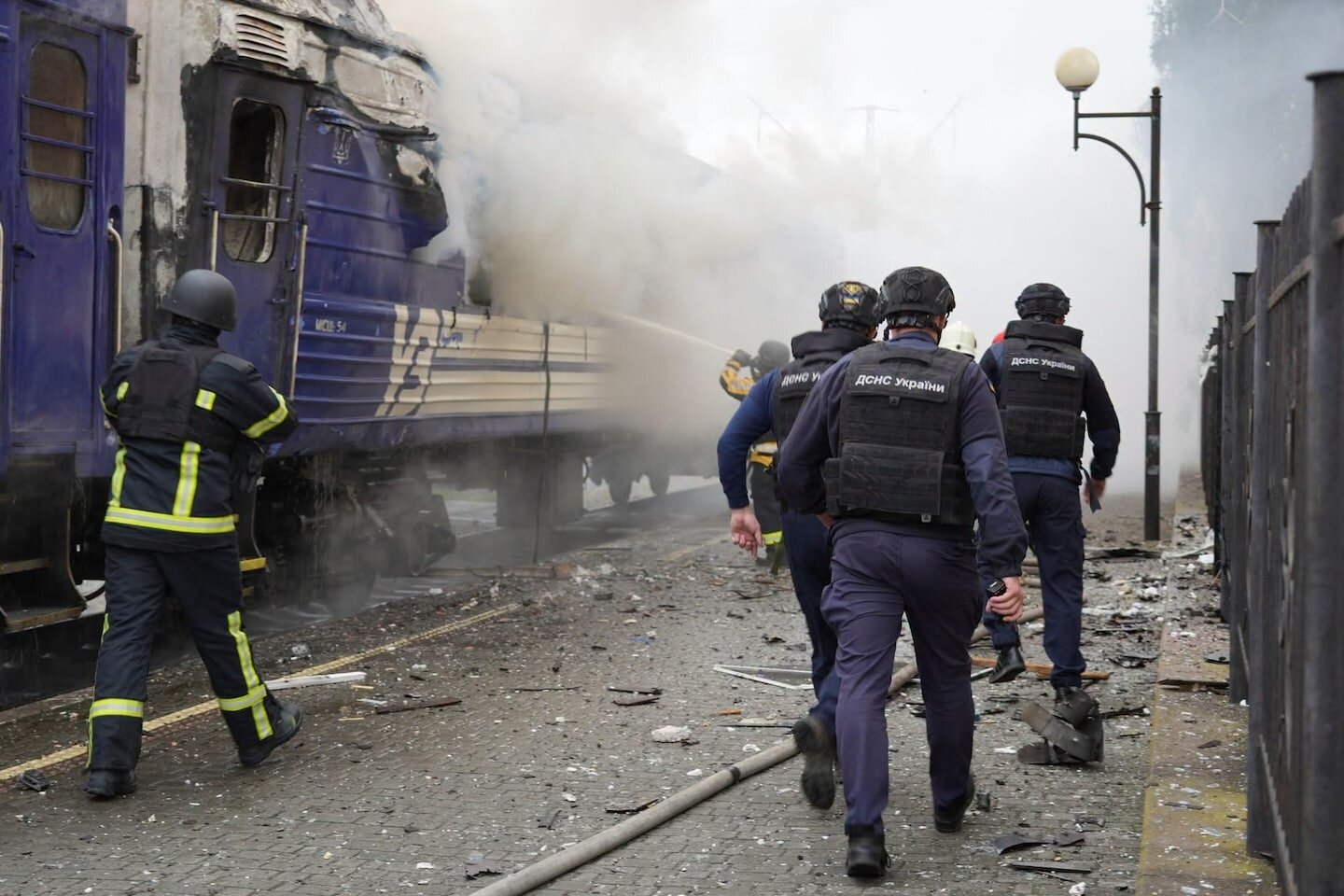 What I saw when drones targeted a train in Ukraine, with ex-CIA director aboard - The Washington Post