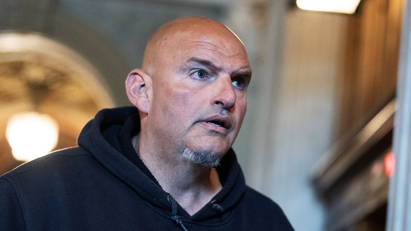 Fetterman praises Trump in bombshell GOP convention video - Axios