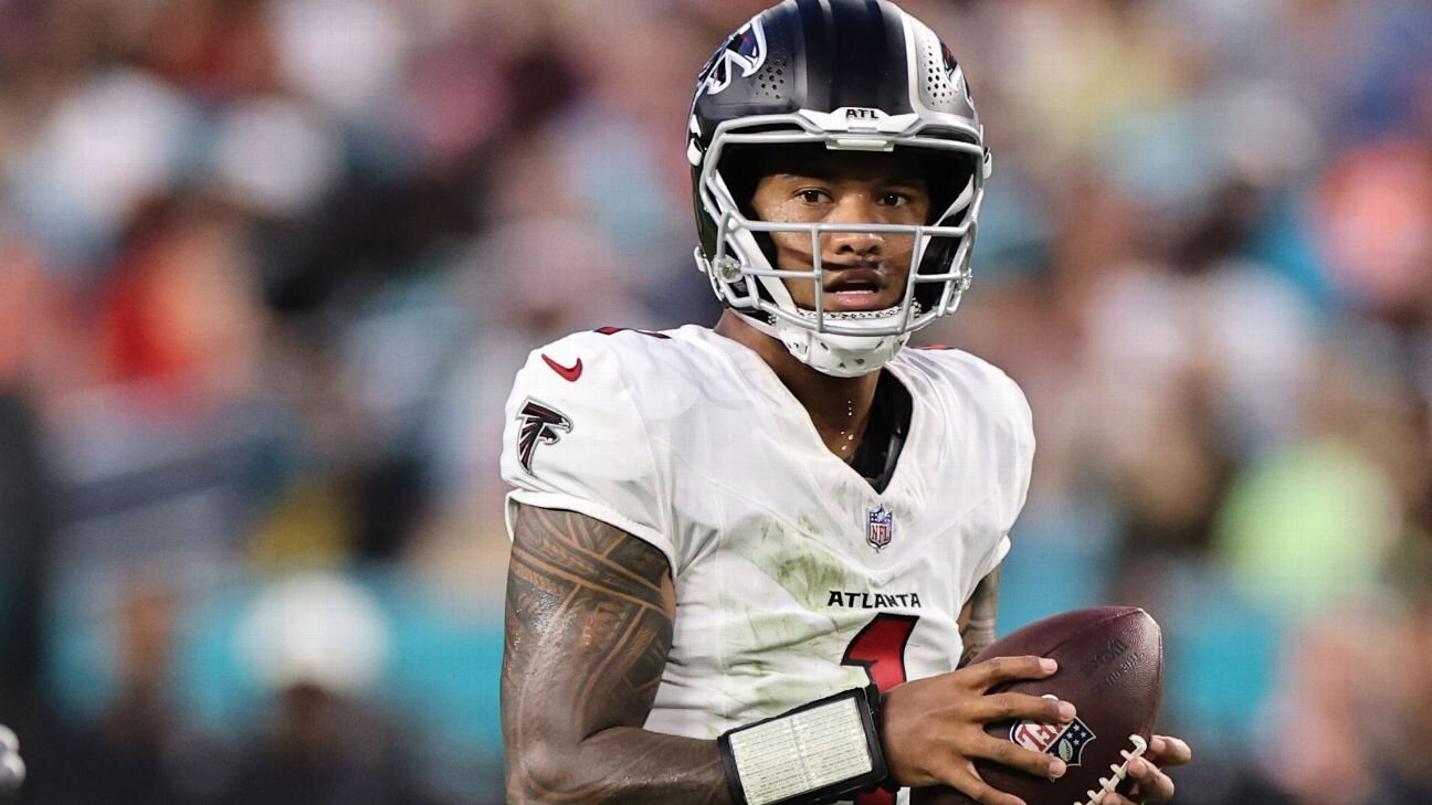 Falcons QB Tua Tagovailoa suffers oblique injury in practice - ESPN