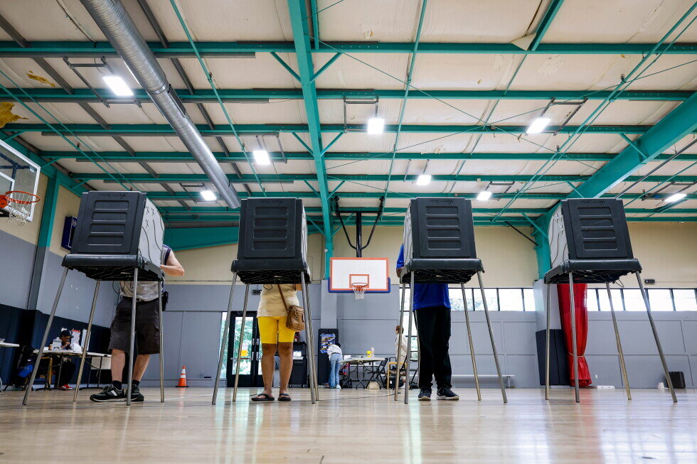Supreme Court lets Trump administration use revamped federal voter eligibility database for now - AP News