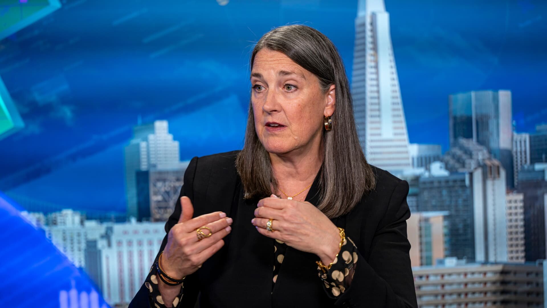 PG&E CEO calls on California to pass wildfire reform after the shelved effort crushed the stock - CNBC