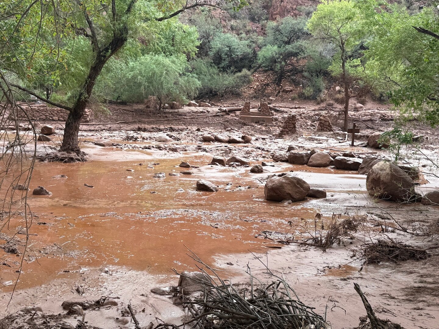 Oner person dead, about 15 more may be missing after Grand Canyon flash flooding - The Washington Post