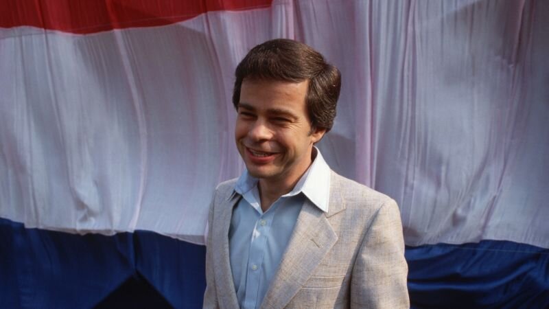 Televangelist Jim Bakker, who built a faith-based empire before resigning amid scandal, dies at 86 - CNN