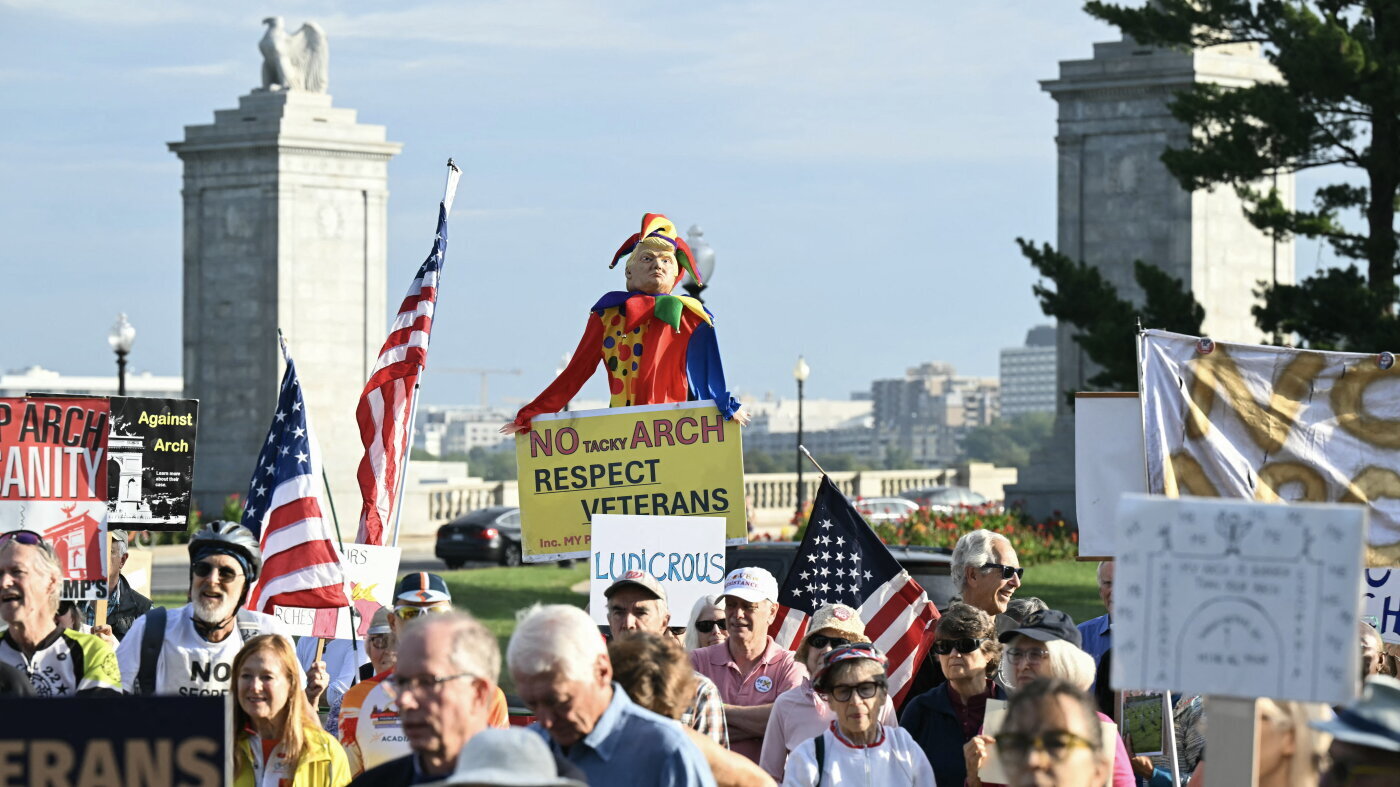 As Trump's proposed arch looms over D.C., protesters pin their hopes on the midterms - NPR