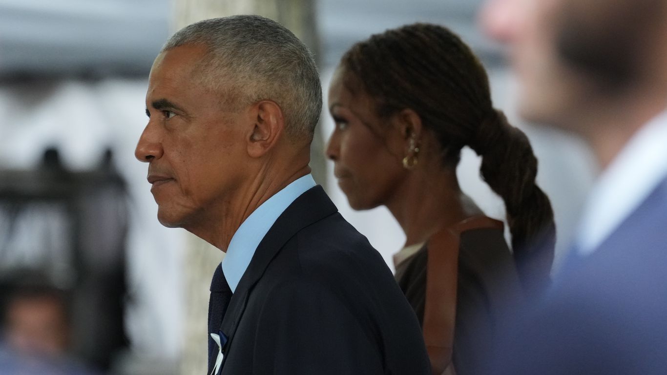 Trump once questioned Obama's citizenship. Now Obama is speaking out for Ilhan Omar. - Axios