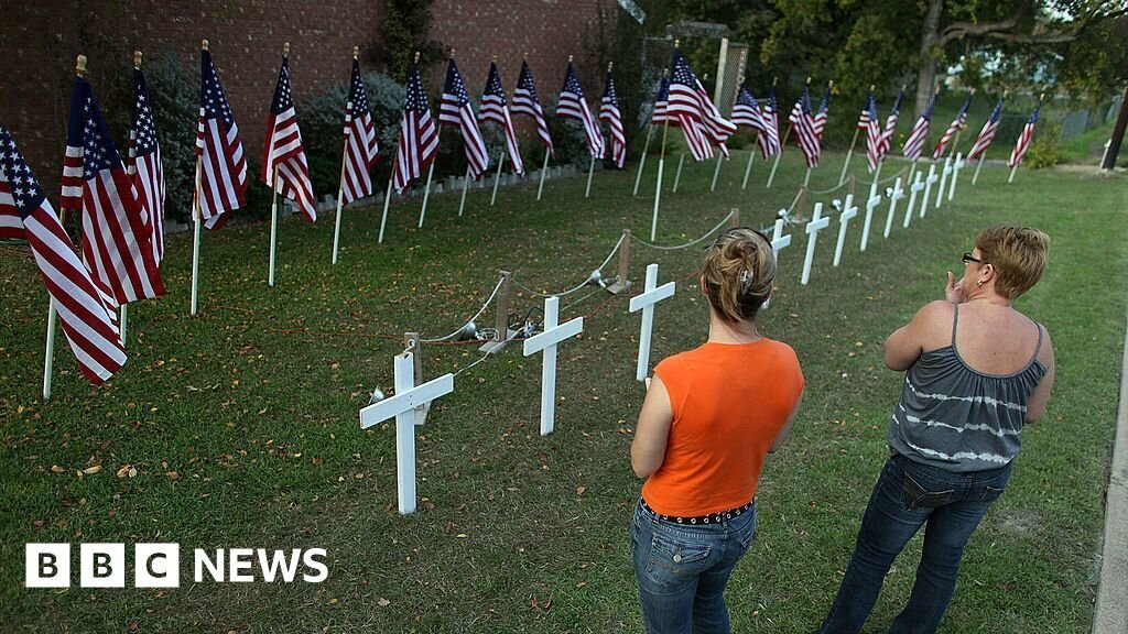 Trump calls off livestream for Fort Hood shooter's execution by firing squad - BBC