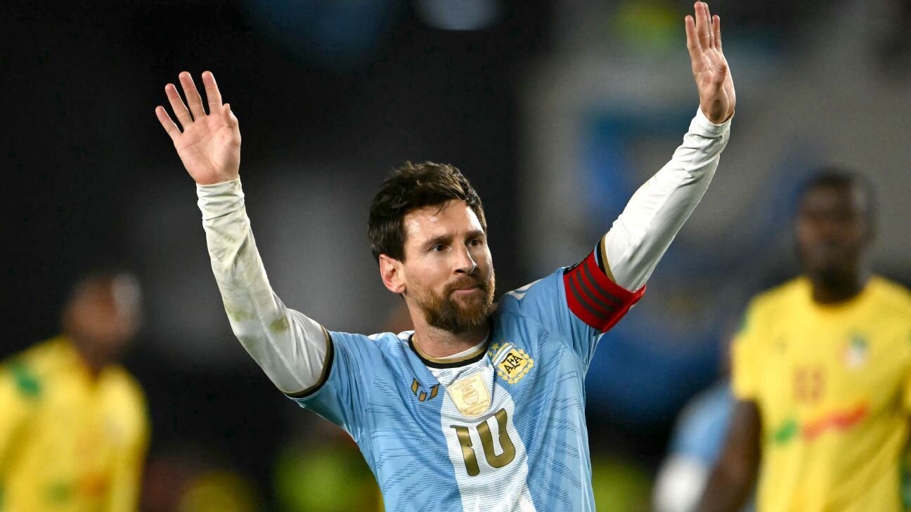 Lionel Messi scores in tearful 'last tango' for Argentina - ESPN