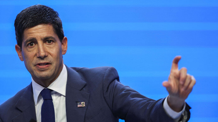 Dollar weakens as Fed chair Kevin Warsh declines to hint at October rate rise - Financial Times