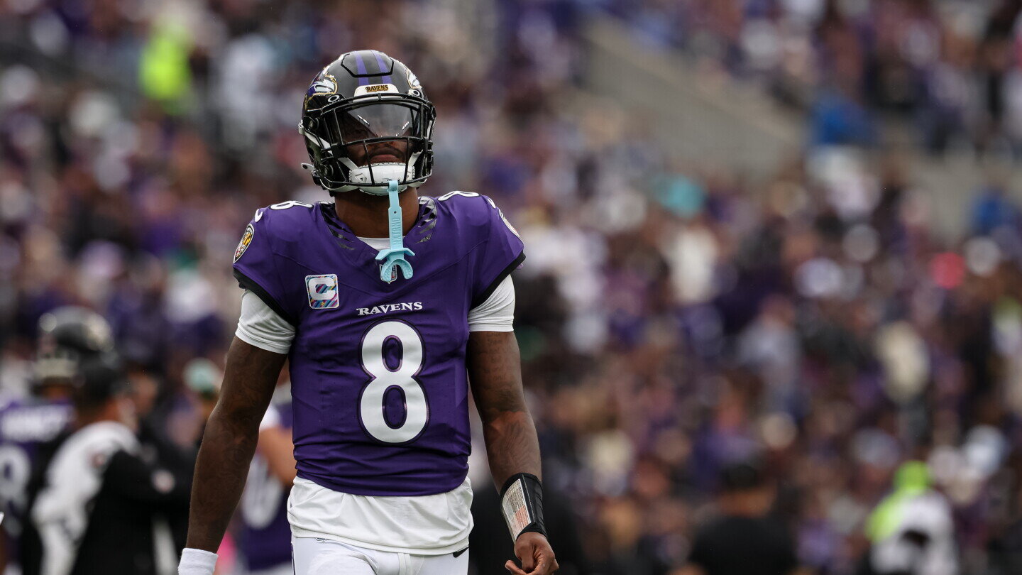 Report: "Outside chance" Lamar Jackson plays in Week 5 - NBC Sports
