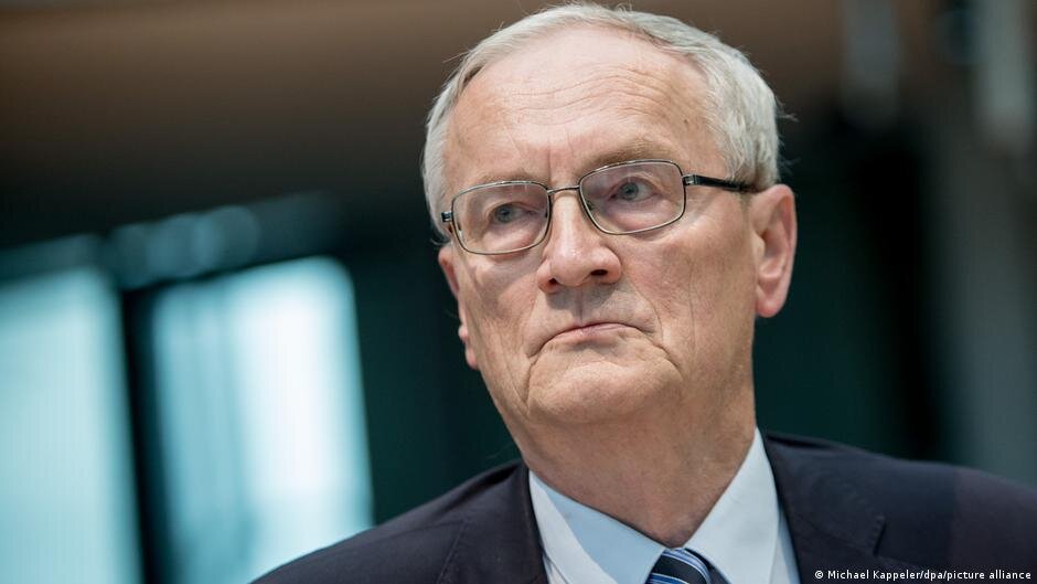 Germany's ex-spy chief arrested for espionage and treason - dw.com