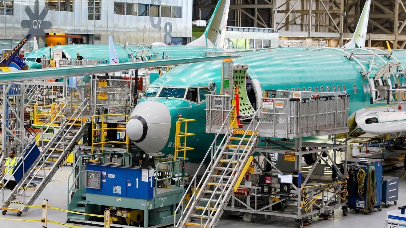 Boeing engineers, tech workers approve contract, avoid strike - KOMO