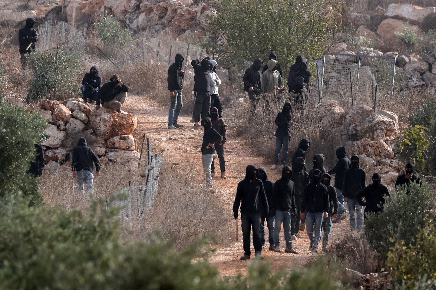 Israeli settlers attack Palestinians and Washington Post photographer in West Bank - The Washington Post
