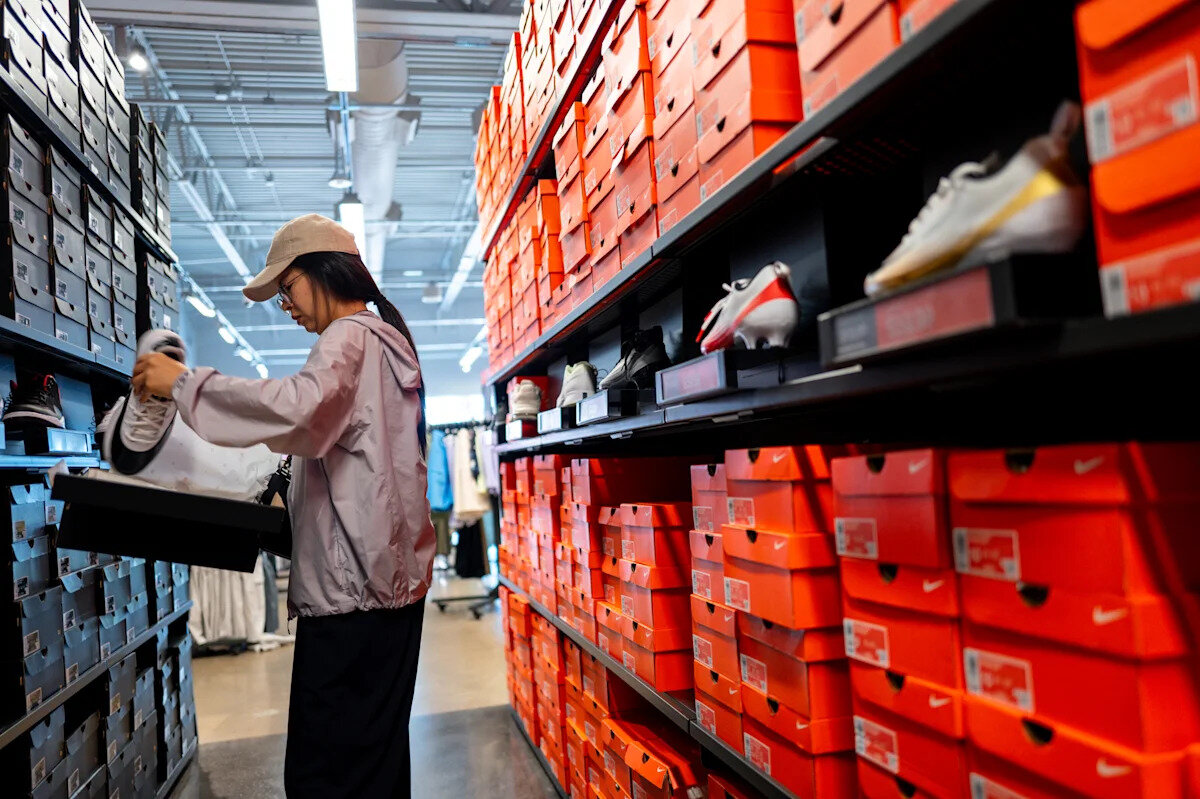 Nike warning hits stocks prices of Lululemon, On, Under Armour and Hoku maker Deckers Outdoor - Yahoo Finance