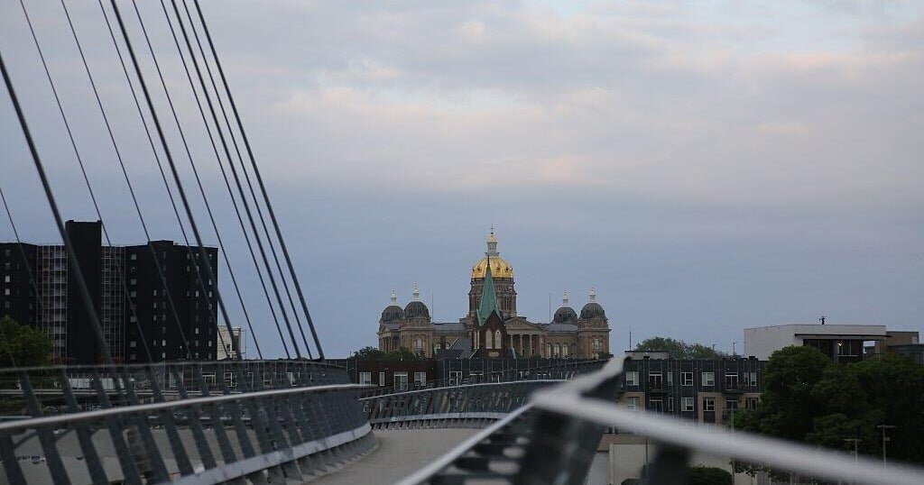 Stop the Steel? Iowa approves $1.36 billion for foreign-owned steel plant in swing district less than 2 weeks before early voting - CBS News