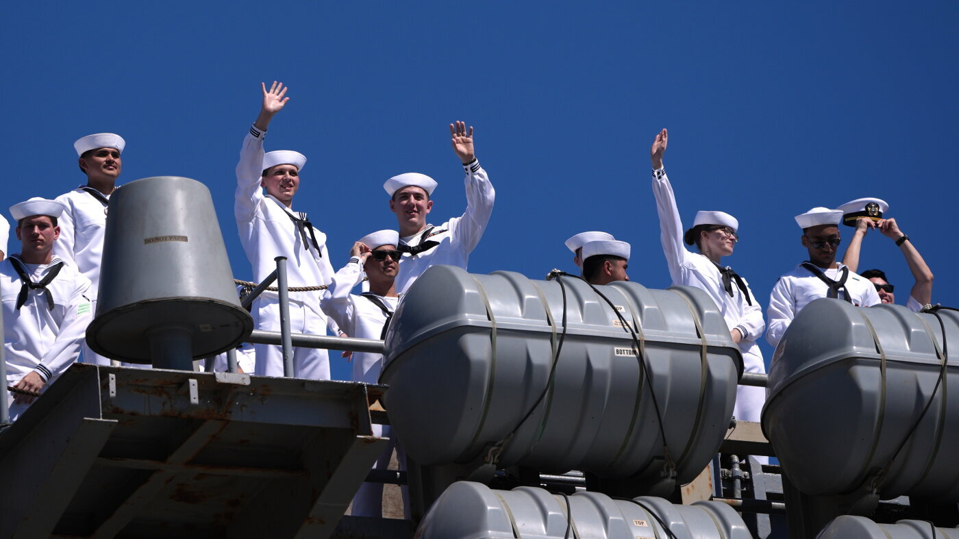 The long-deployed USS Lincoln returns home to San Diego Bay - NPR