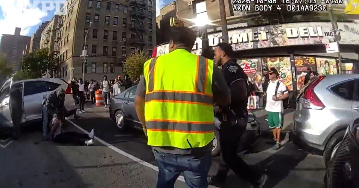 NYPD body camera video shows aftermath of ICE agent shooting man in Marble Hill - CBS News